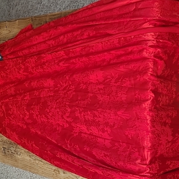 Nwt Small Formal Red Floral Jacquard Satin Wrap Maxi Dress - Picture 17 of 17